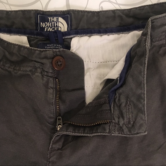 The North Face | Gray Linen Shorts 4 - Picture 2 of 7